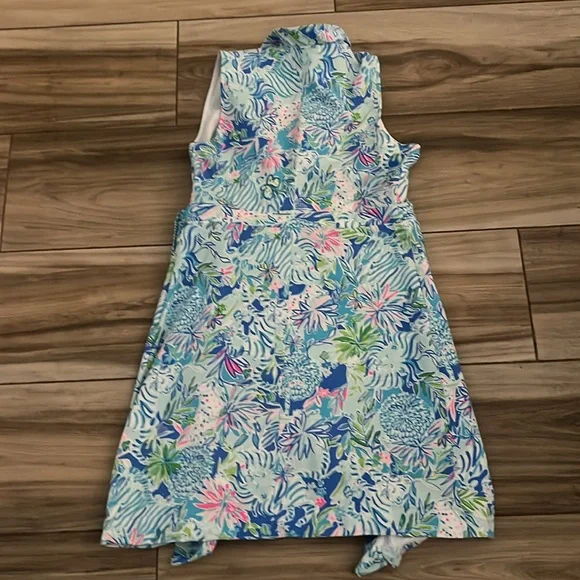 Lilly Pulitzer Romee wrap dress. - Picture 5 of 5